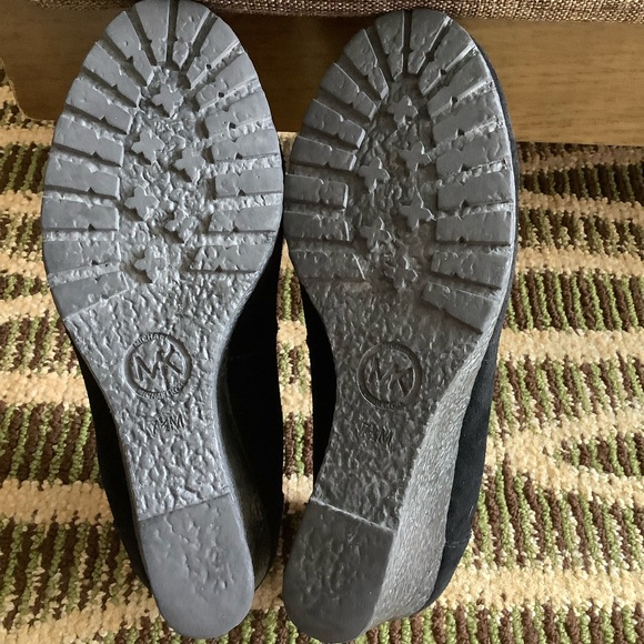 MICHAEL MICHAEL KORS Black Rory Loafer Wedge Pumps Size 7.5M EUC - Picture 7 of 11